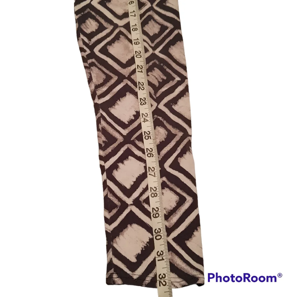 Geometric Black white Aerie leggings - Picture 3 of 7